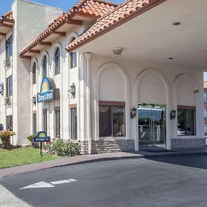 Hotel Days By Wyndham Near The Park Anaheim